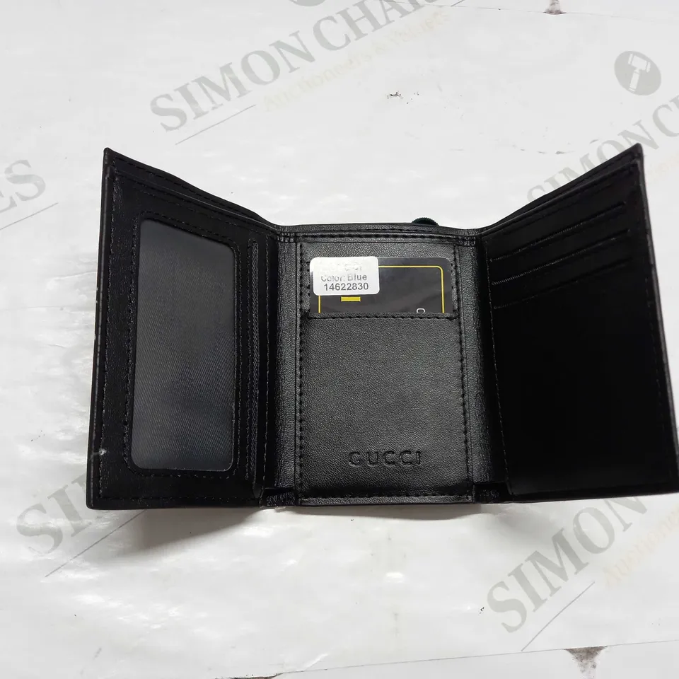 BOXED GUCCI WALLET FOR CARDS