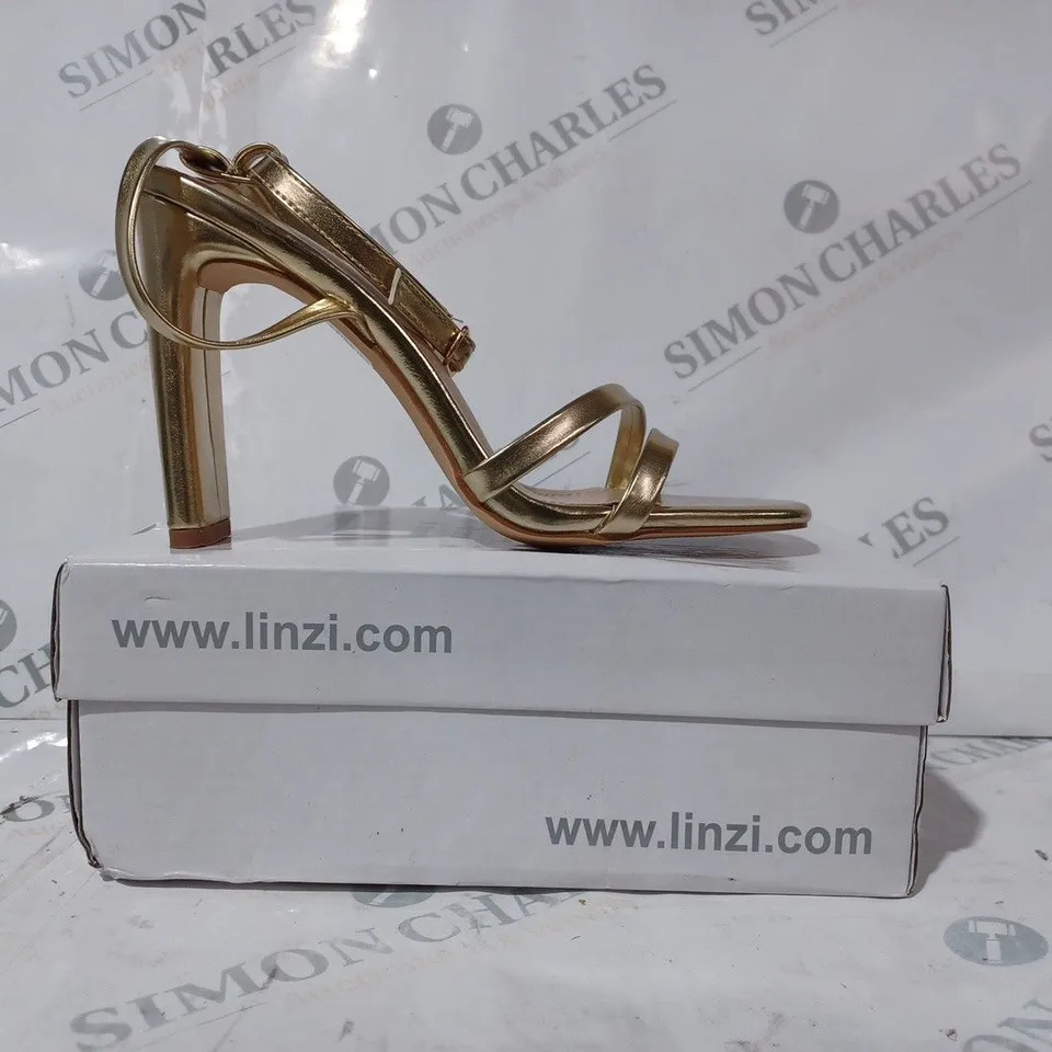 BOXED PAIR OF LINZI SWEETHEART OPEN TOE STRAPPY HEELED SANDALS IN GOLD COLOUR SIZE 5