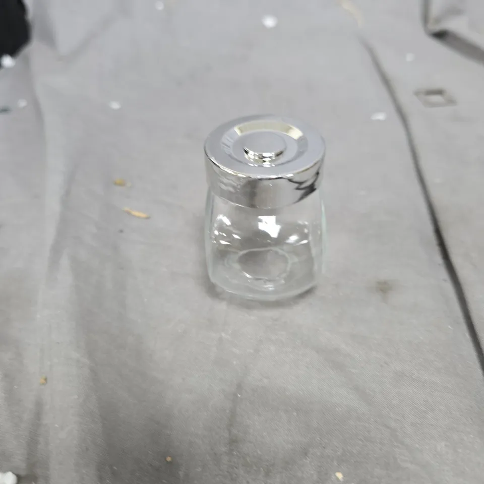 24X SMALL GLASS JARS