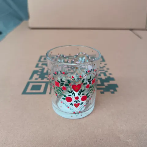 GISELA GRAHAM LONDO -  BOX OF 6 GLASS FLORAL HEART PATTERN TEALIGHT, XMAS SEASON