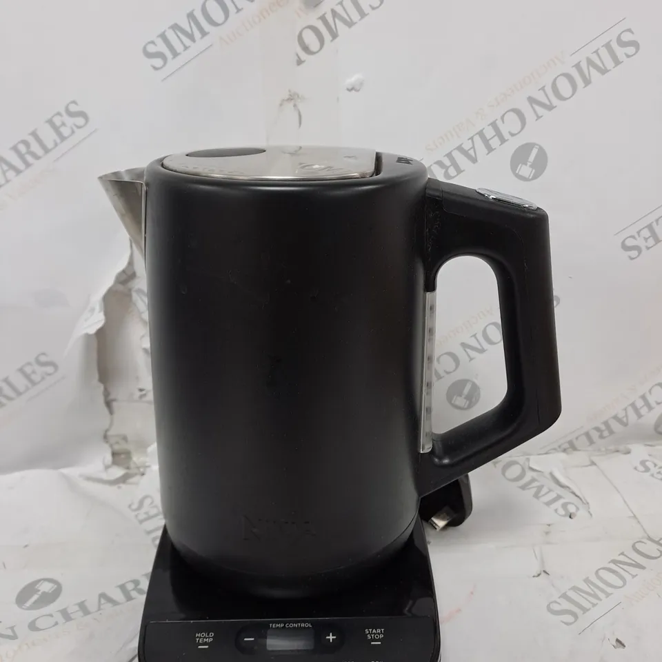 NINJA PERFECT TEMPERATURE KETTLE KT200UK