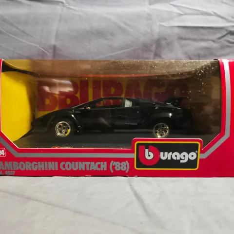 BURAGO LAMBORGHINI COUNTACH (’88) 1:24 DIE-CAST MODEL CAR