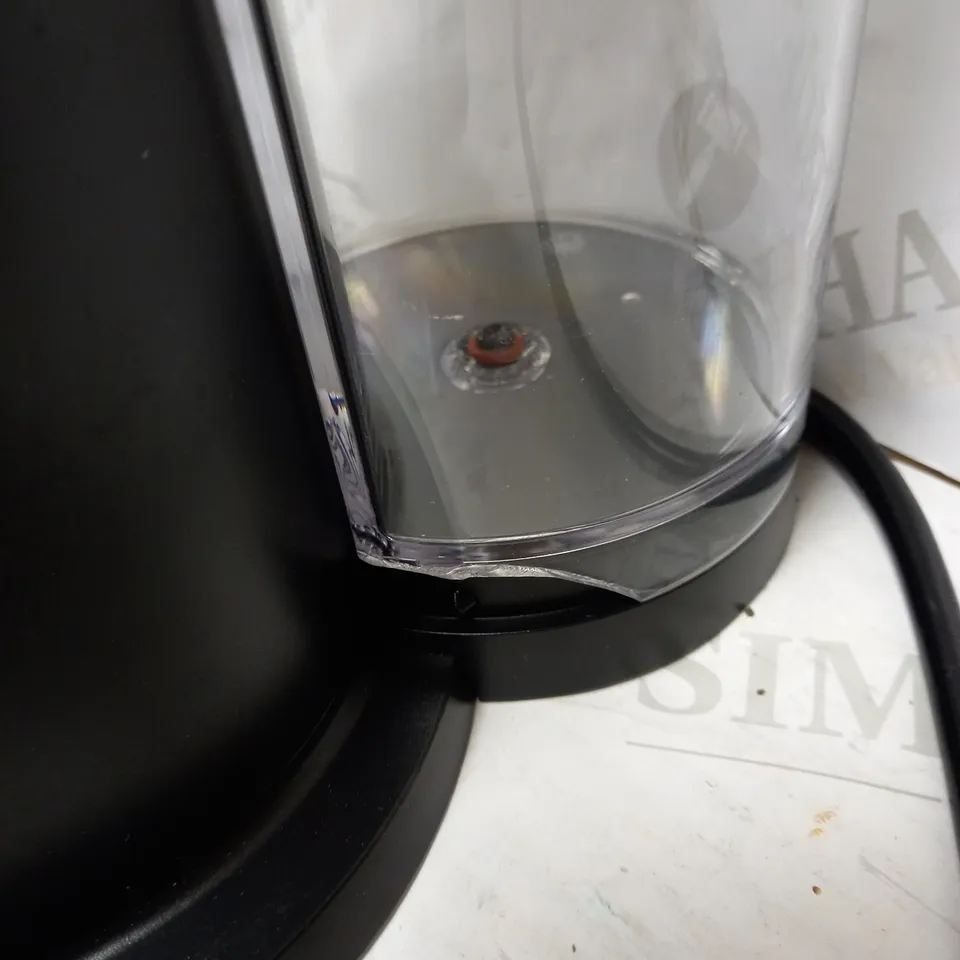 MAGIMIX NESPRESSO COFFEE MACHINE AND MILK WARMER/FROTHER