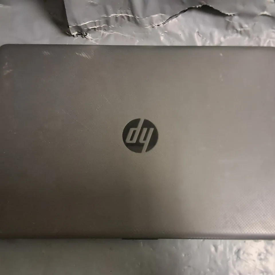UNBOXED HP 255 G7 LAPTOP IN GREY
