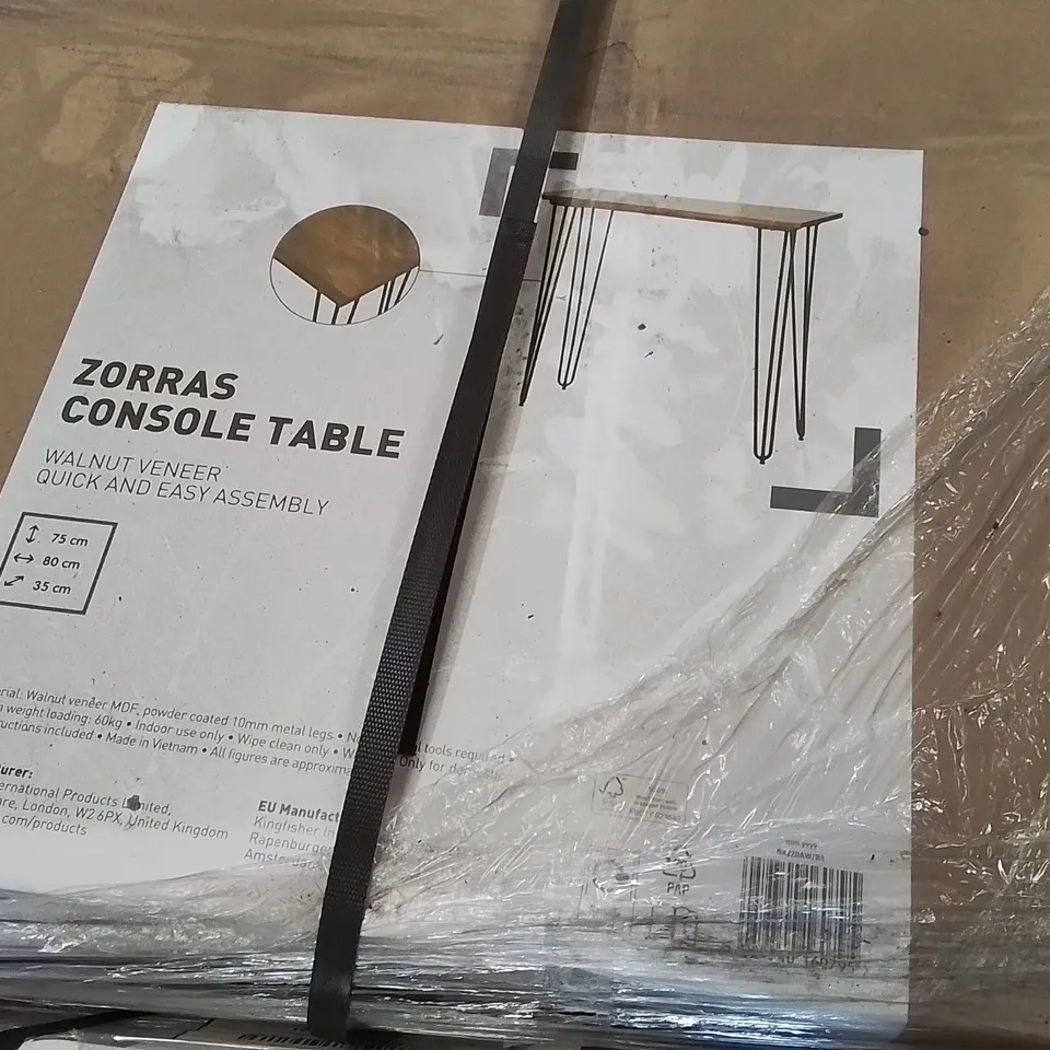 PALLET CONTAINING A LARGE QUANTITY OF BRAND NEW ZORRAS CONSOLE TABLES
