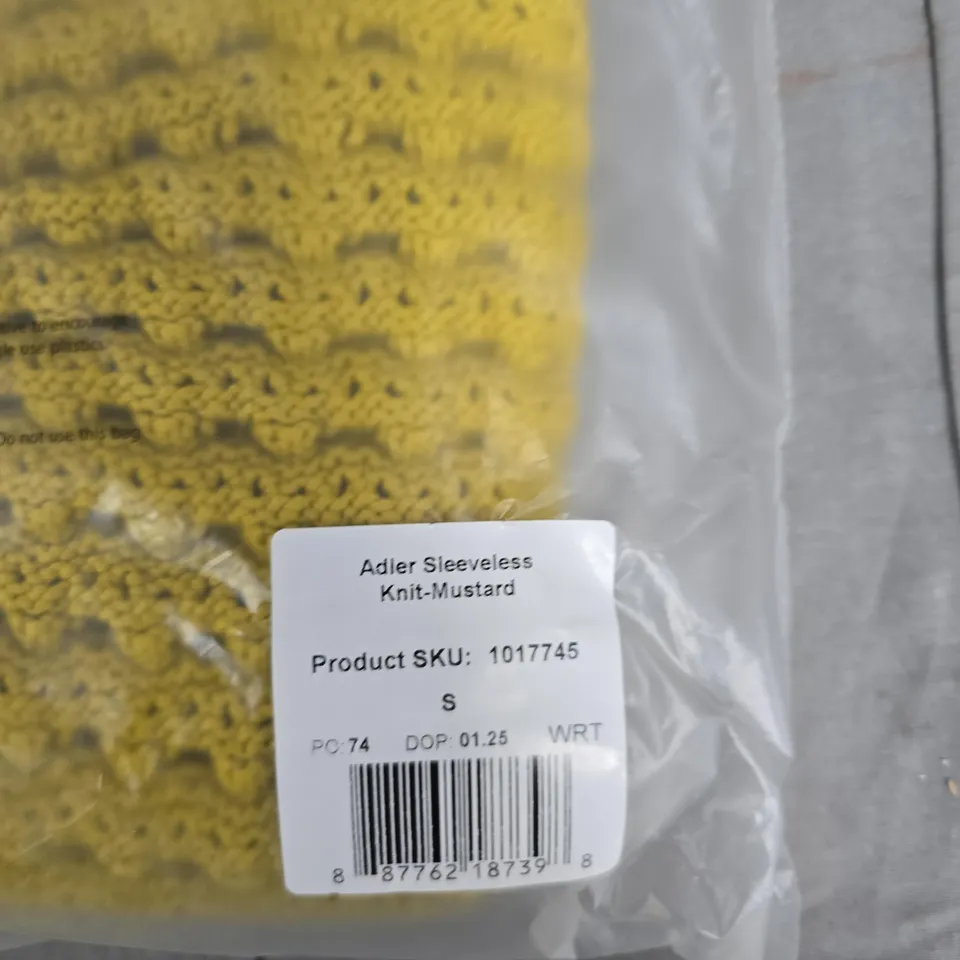 BAGGED SAINT AND SOFIA ADLER SLEEVELESS KNIT – MUSTARD, SIZE S