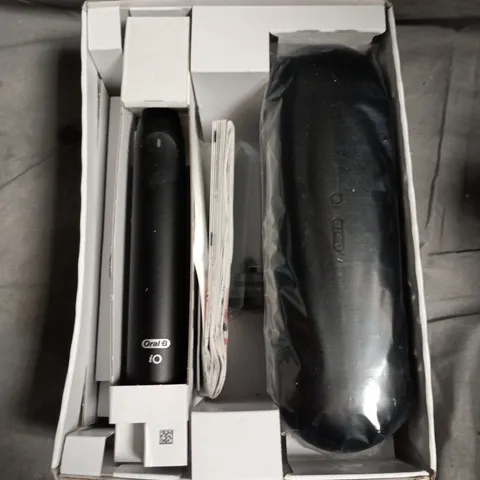 ORAL-B IO SERIES ELECTRIC TOOTHBRUSH 