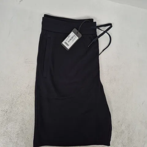 ARMANI EXCHANGE SHORTS IN BLACK SIZE LARGE