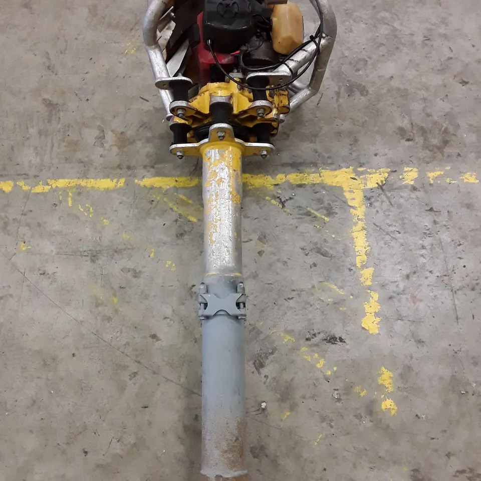 ROBEL 2 STROKE VERTICAL TAMPER