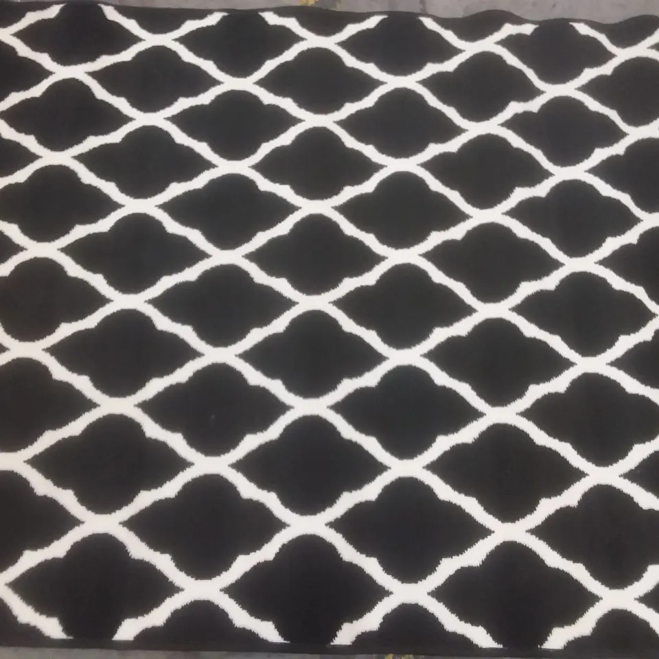 KUKOON BLACK/WHITE RUG 120X170 