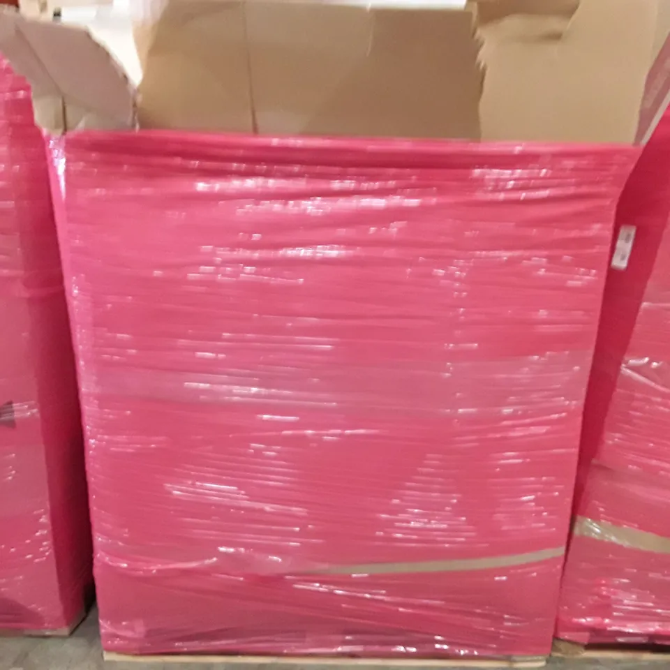 PALLET TO CONTAIN AN ASSORTMENT OF HOUSEHOLD ITEMS TO INCLUDE LED SMART MIRROR, WHITE BOARDS AND STORAGE BOXES ECT