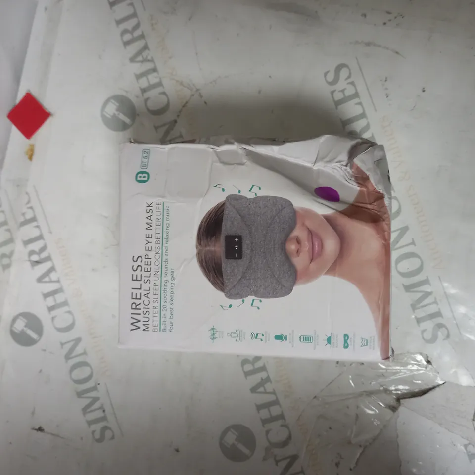 10 RANDOM ELECTRICAL ITEMS INCLUDING WIRLESS EARPHONES, LIGHT BULBS, IPAD CASE, MUSICAL SLEEPING MASK
