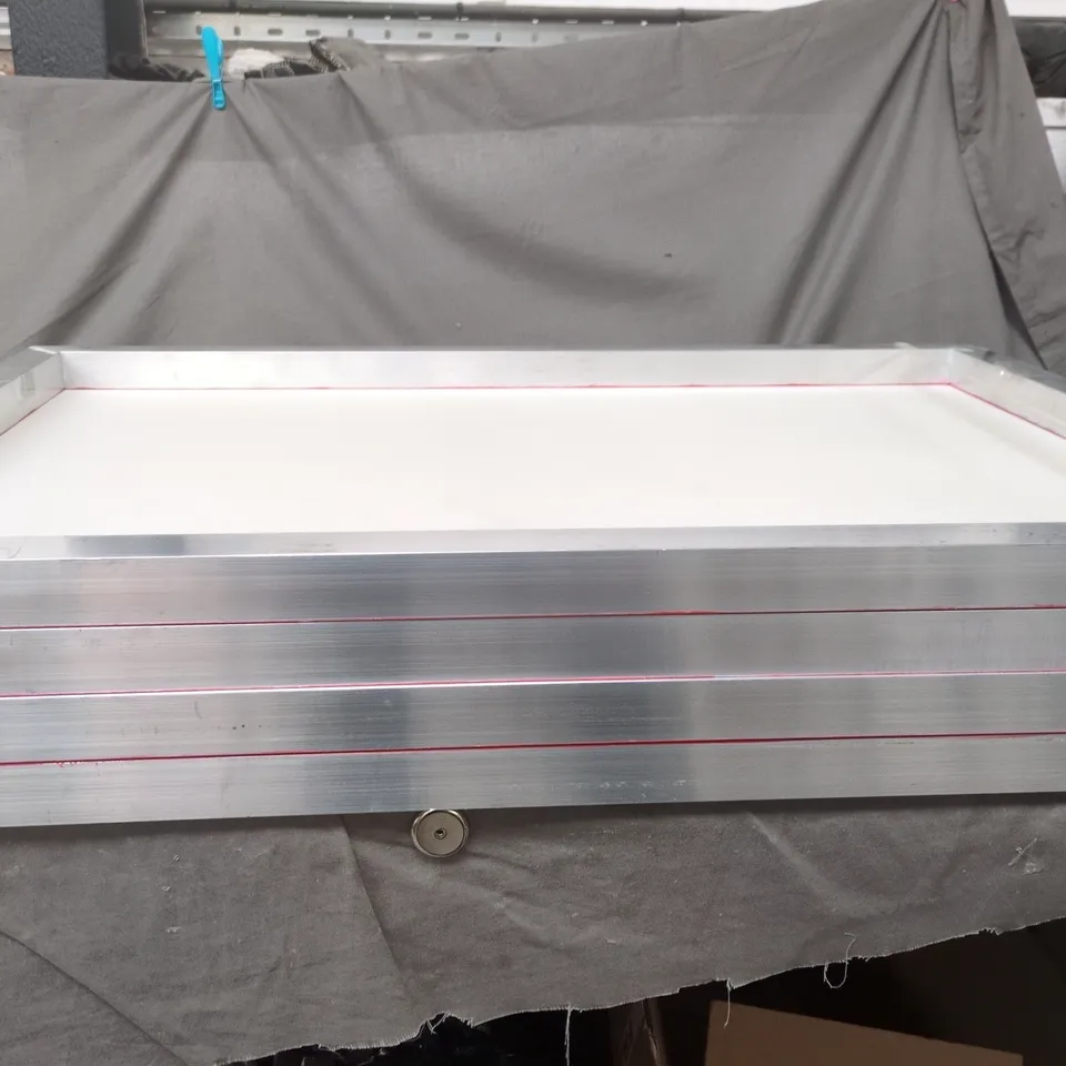4X INDUSTRIAL SIEVE TRAYS (MESH COUNT 90, 200, 110 AND 60)