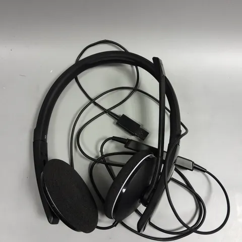 BOXED SENNHEISER 8.2 USB VOICE HEADSET