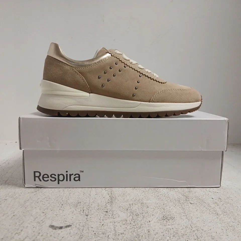 BOXED PAIR OF GEOX TRAINERS IN SAND/GOLD SIZE UK 6