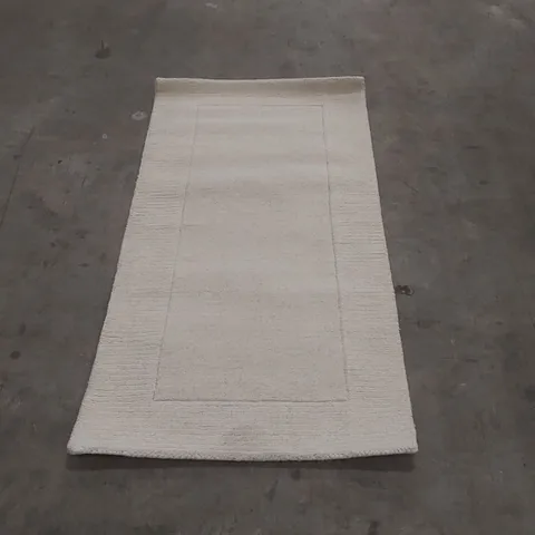 QUALITY DESIGNER AREA RUG - APPROXIMATELY 150 x 80cm