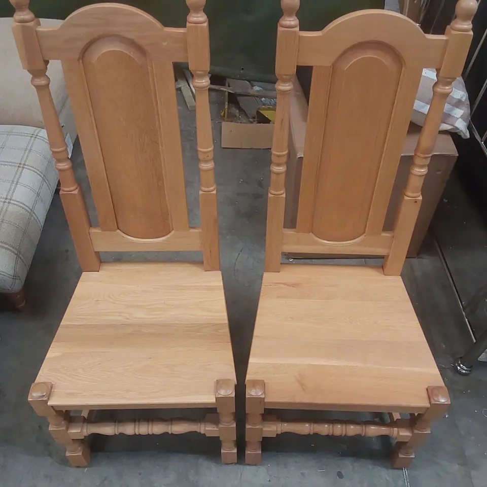 PAIR OF DESIGNER WOODEN DINING CHAIRS