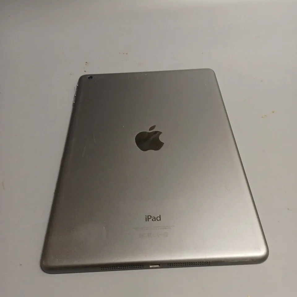 APPLE IPAD AIR 