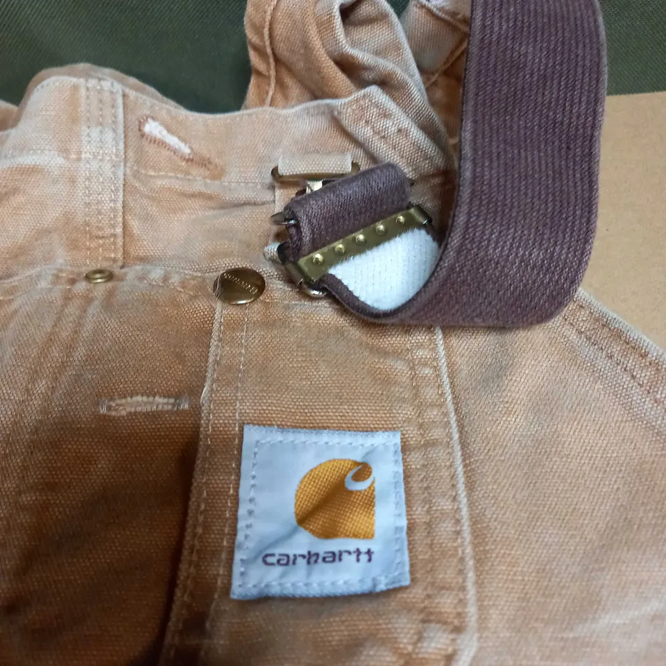 CARHARTT DUNGAREE'S SIZE UNSPECIFIED