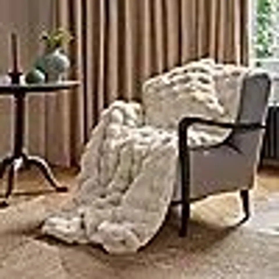 COZEE HOME GIFTABLE TEXTURED LUXURY FAUX FUR THROW GREY