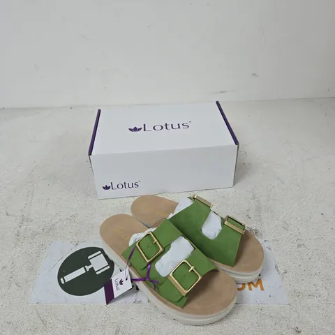 LOTUS GREEN PLATFORM SANDALS WITH BUCKLES – UK 5.5 (EU 38)