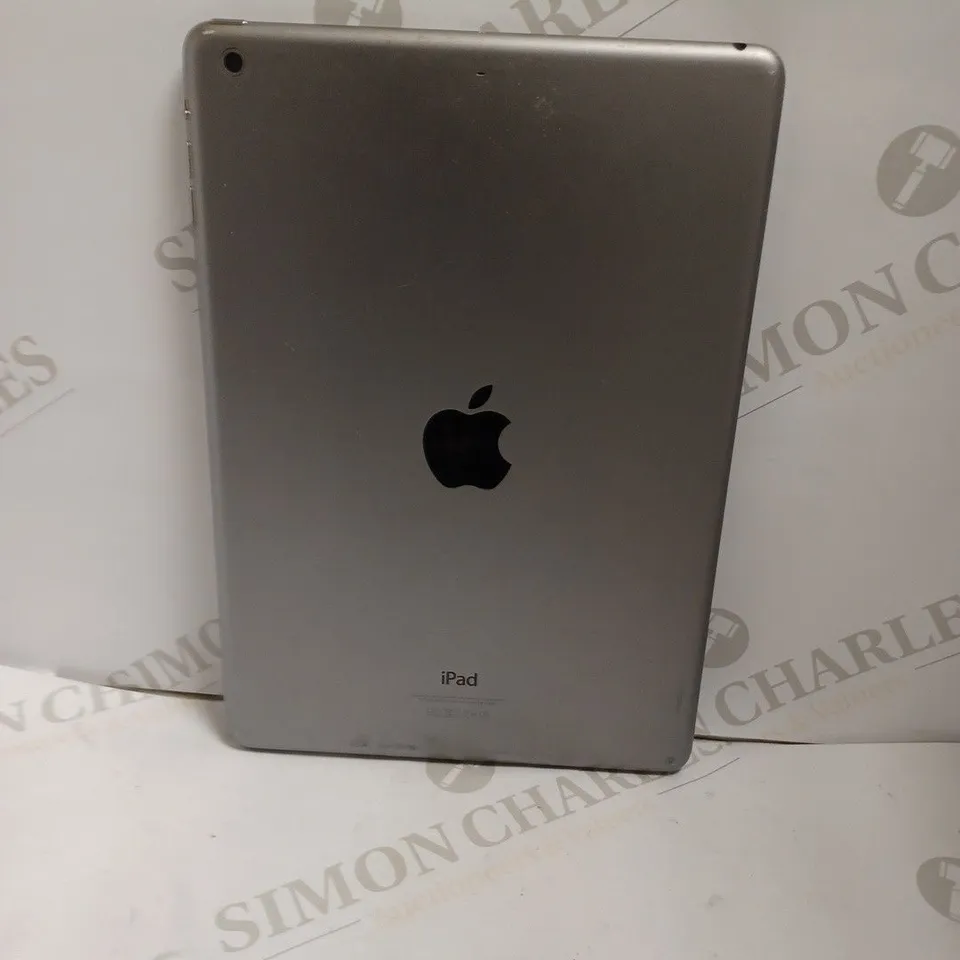 IPAD MODEL A1474 - WORKING CONDITION