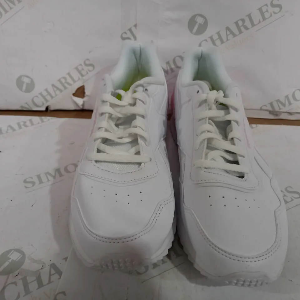PAIR OF REEBOK ORTHOLITE LACE UP RAISED TRAINERSV IN WHITE/PINK - UK 6.5