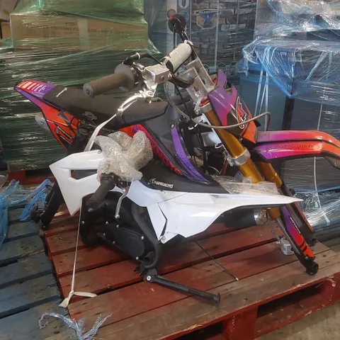 PALLET CONTAINING HAWKMOTO PIT BIKE PARTS
