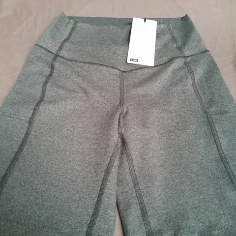 LNDR FATAL ATTRACTION BIKE SHORT 8' - SIZE SMALL