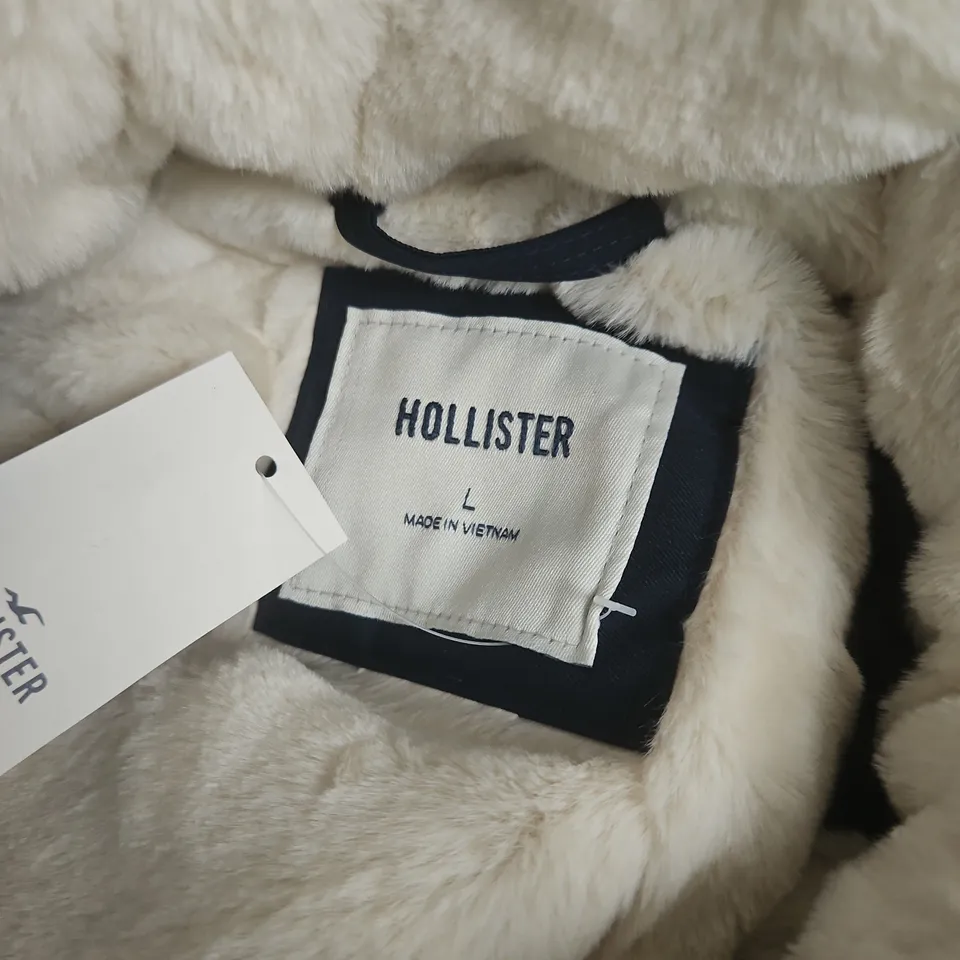 HOLLISTER WARMEST PUFFER JACKET – NAVY, SIZE L