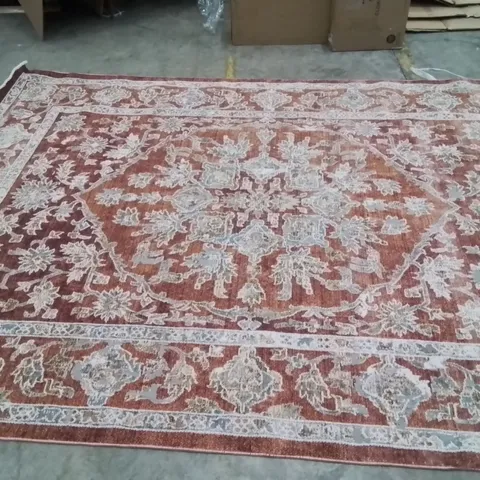 QUALITY DESIGNER AREA RUG // APPROX SIZE: 240 X 330 cm