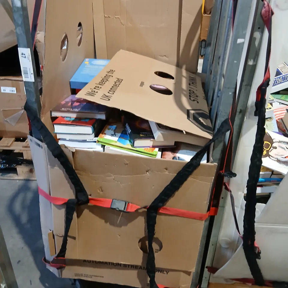 LARGE QUANTITY OF ASSORTED BOOKS TO INCLUDE EDUCATIONAL, COOKBOOKS, FICTION ETC - COLLECTION ONLY
