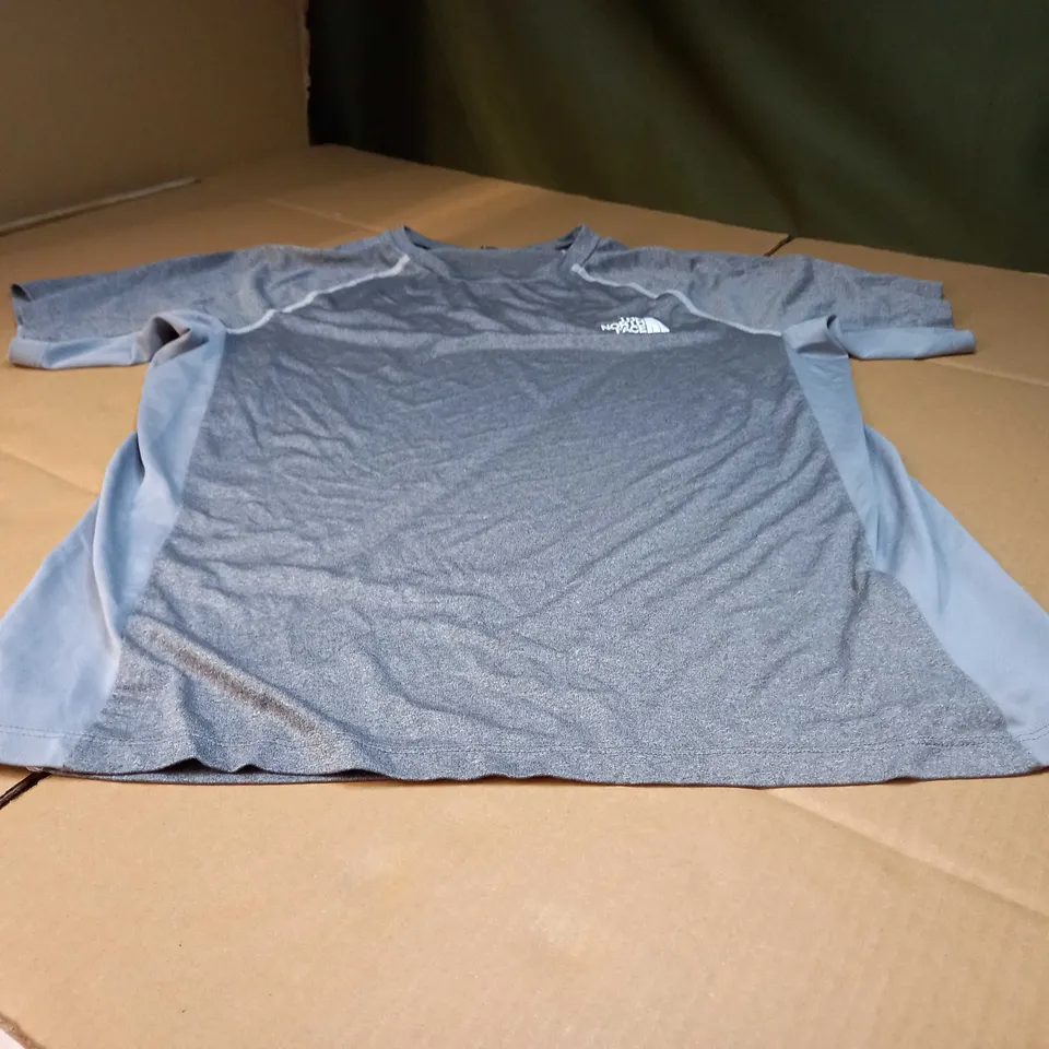 THE NORTH FACE GREY MARL/LOGO FITNESS TOP - LARGE