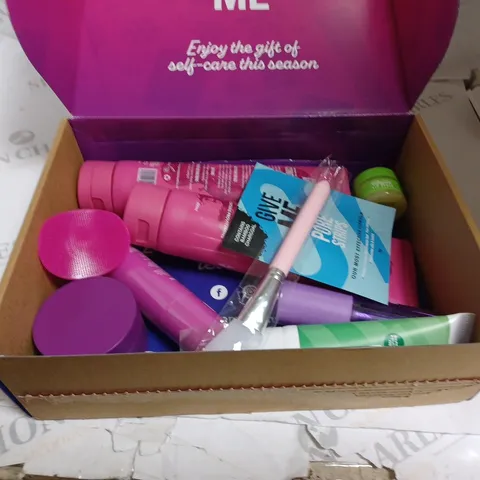 GIVE ME BEAUTY BOX SET
