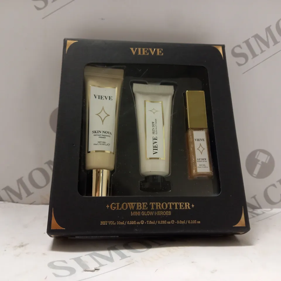 VIEVE GLOWBE TROTTERS MINI GLOW HEROES SET