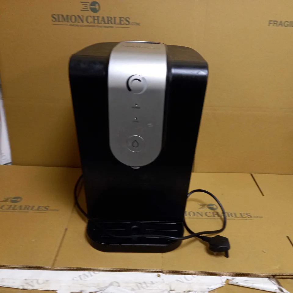 AQUA OPTIMA LUMI CHILLER