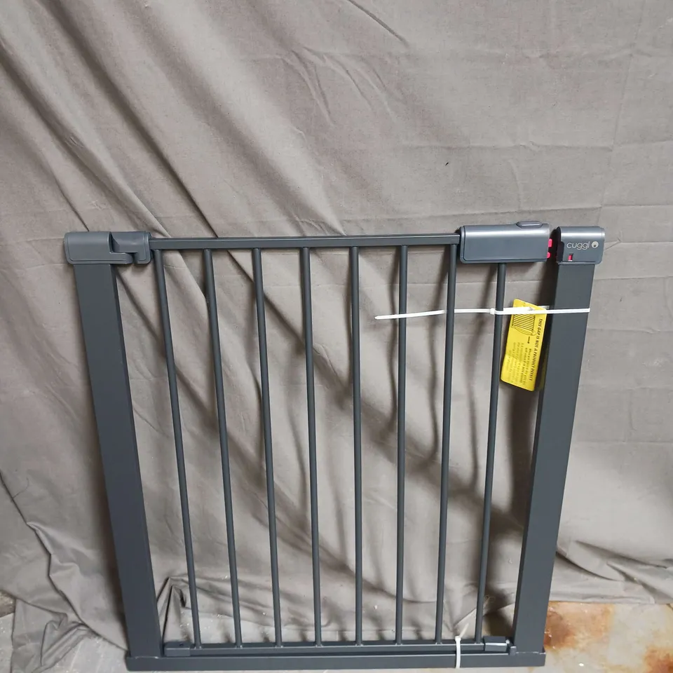 BOXED CUGGL SAFETY GATE IN GREY 