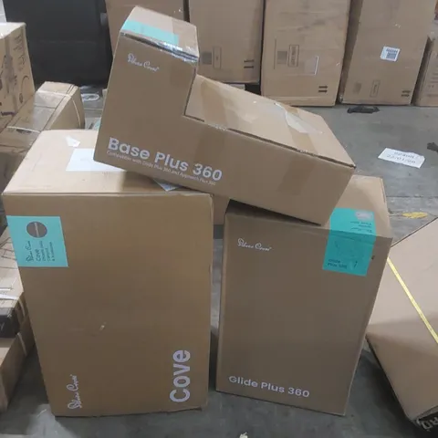 BOXED SILVER CROSS CHASSIS, SEAT, CARRY COT, CAR SEAT AND BASE (3 BOXES)