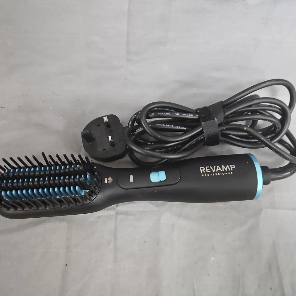 REVAMP PROFESSIONAL DEEPFORM 2-IN-1 DRY & STYLE 