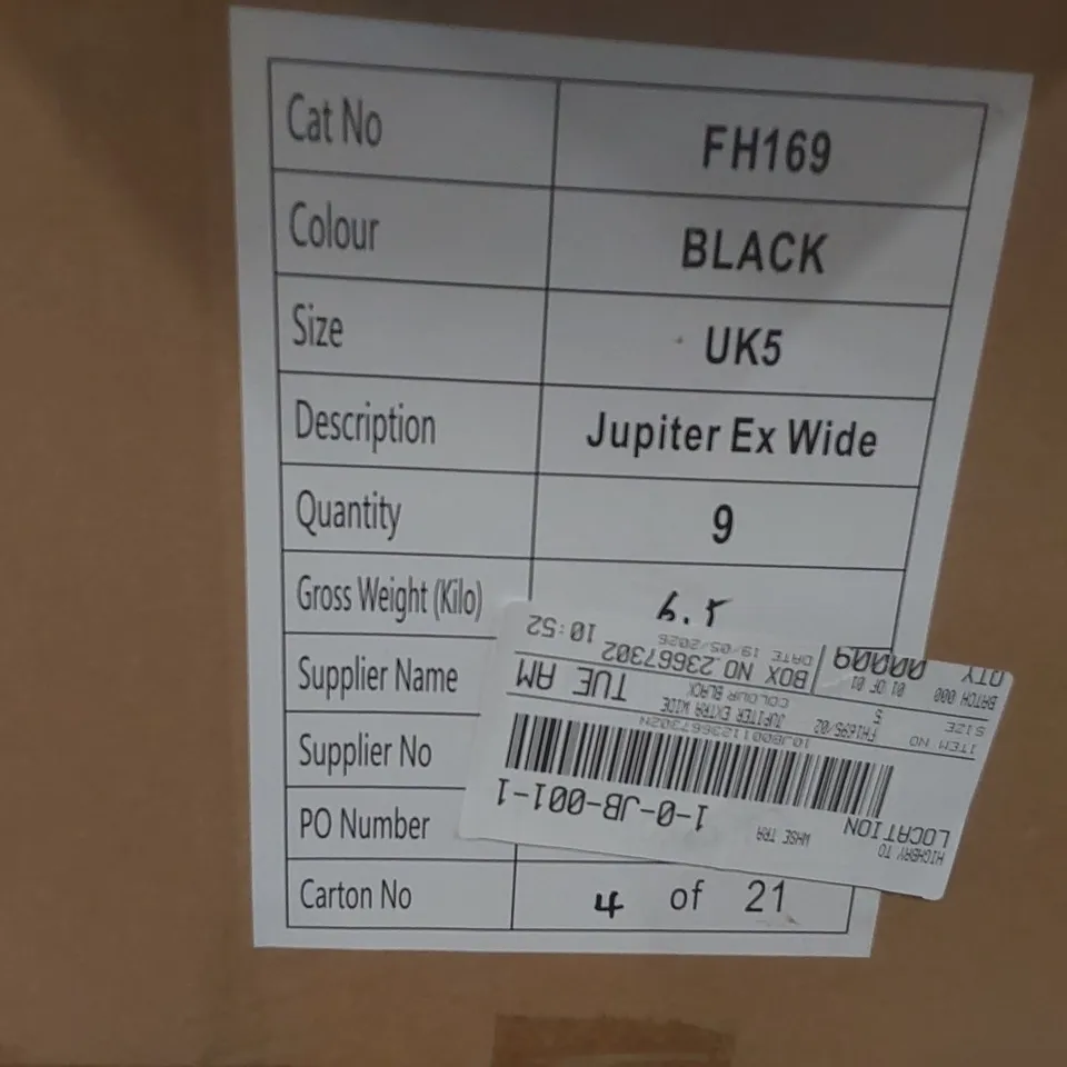 BOX CONTAINING APPROXIMATELY 9x BRAND NEW SIMPLY BE JUPITER EXTRA WIDE SHOES - SIZE 5