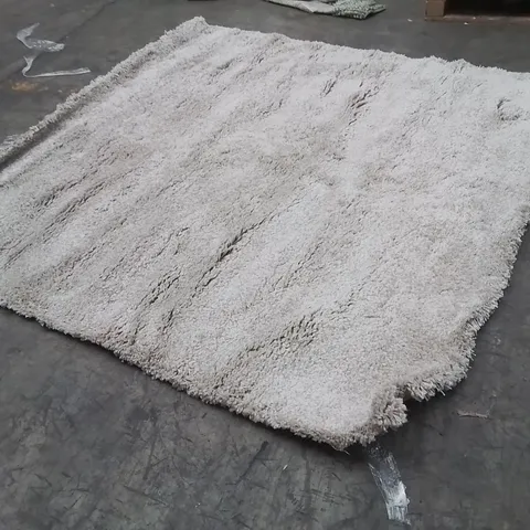 QUALITY DESIGNER AREA RUG - APPROXIMATELY 200X200CM