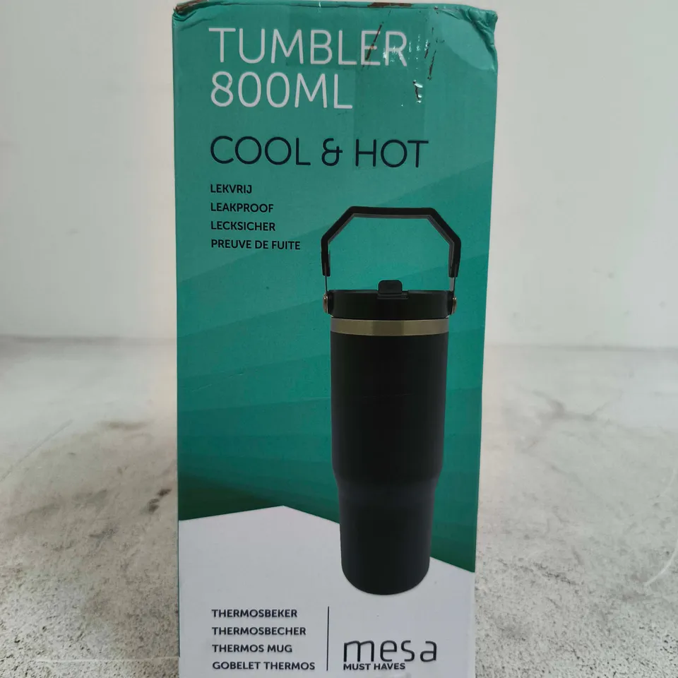 BOX OF ASSORTED ITEMS INCLUDING TUMBLER 800ML, LIVMORE QUICKFOLD PORTABLE STOOL AND GREEN DROP INFUSED ANTI CELLULITE LEGGINGS