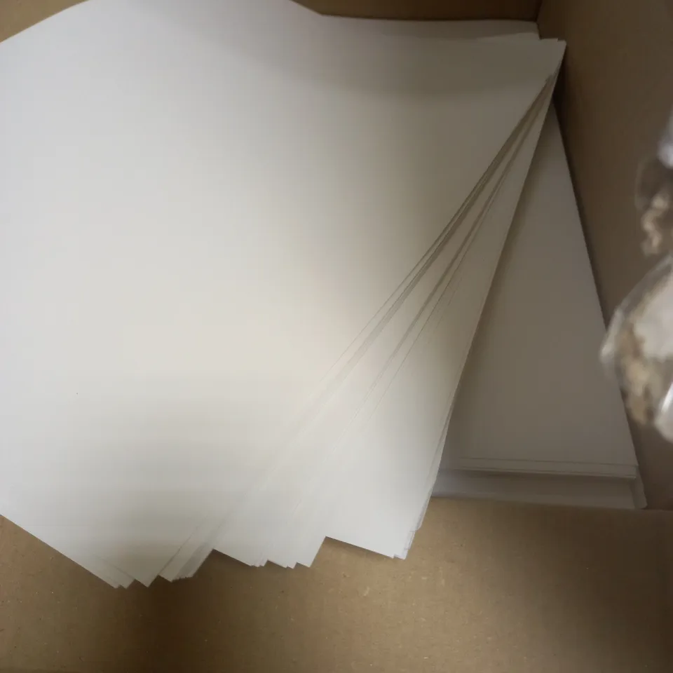 BOX OF APPROXIMATELY 500 RAPID A3 CARTRIDGE PAPER SHEETS 