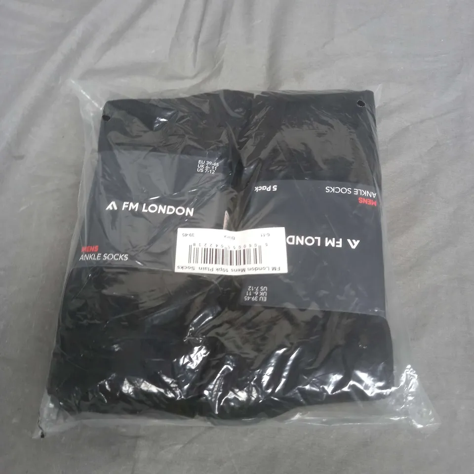 SEALED FM LONDON MEN ANKLE SOCKS IN BLACK 10 PAIRS - UK 6-11