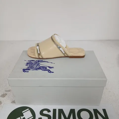 BURBERRY SANDALS WITH KITTEN HEEL – BEIGE, UK 3 (EU 36)