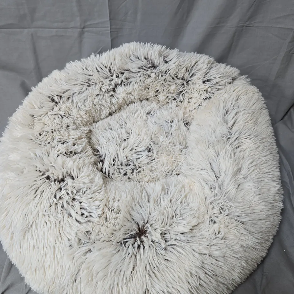 COZEE HOME ROUND FLUFFY PET BED WITH ODOUROLOGY
