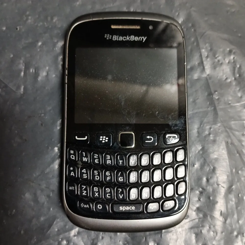 BLACKBERRY 9320 MOBILE PHONE REW71UW
