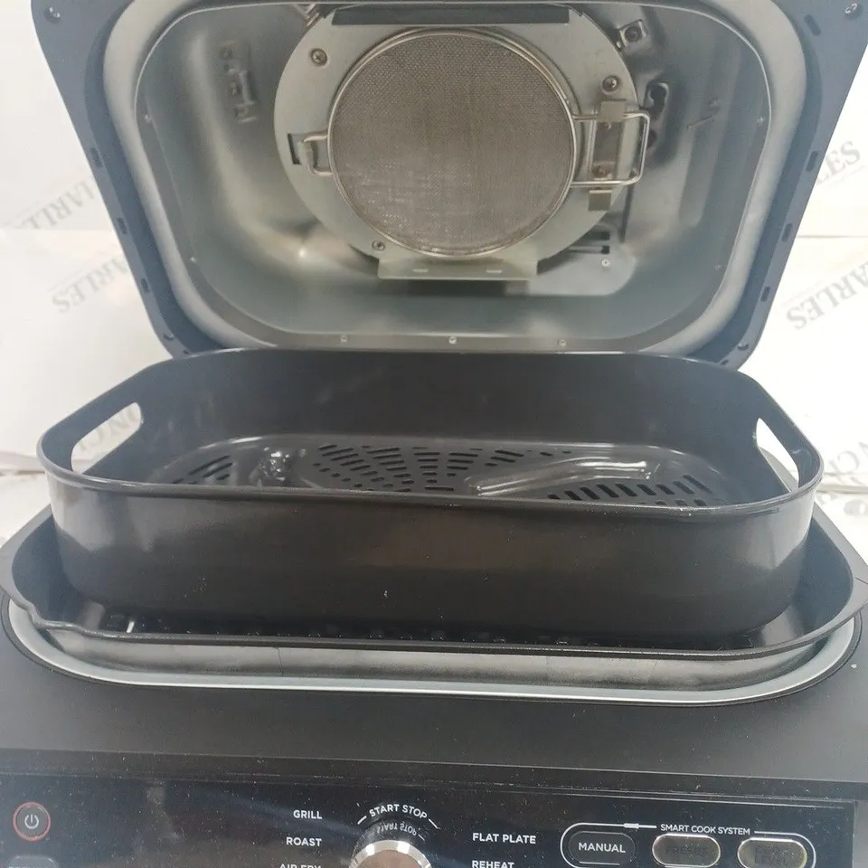 BOXED NINJA FOODI MAX PRO HEALTH GRILL & AIR FRYER AG651UK