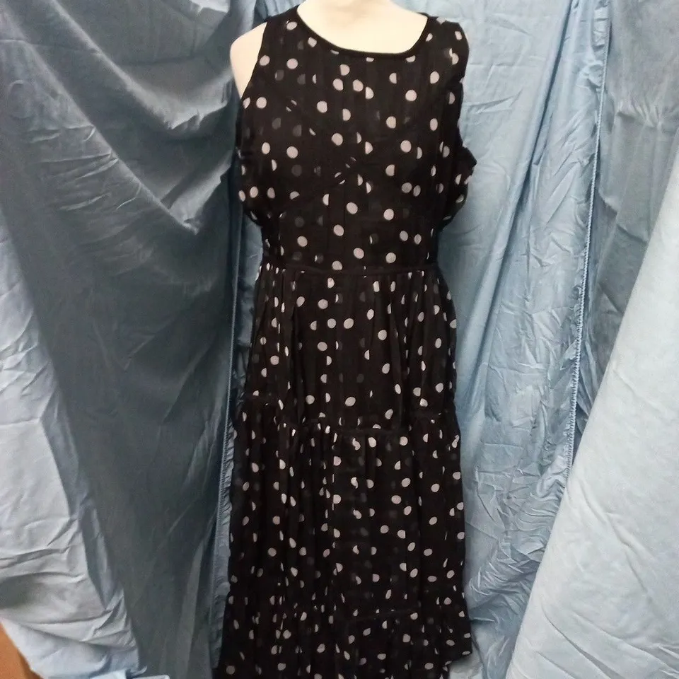 OASIS BLACK POLKA DOT DRESS – WOMEN'S, UK12 (EUR40, US8) – MADE IN INDIA