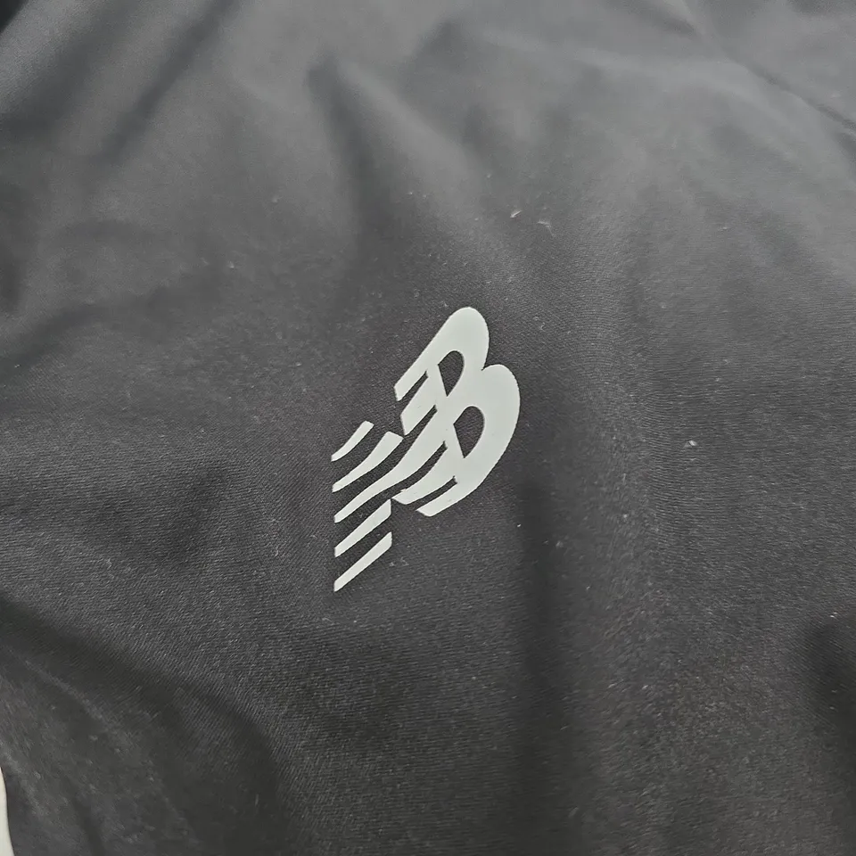 NEW BALANCE JACKET – BLACK, UK SIZE L (MADE IN VIETNAM)